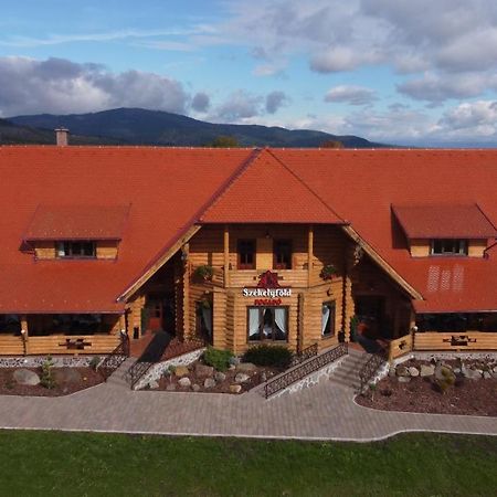 Szekelyfoeld Fogado Otel Borzont Dış mekan fotoğraf